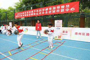 拜仁晒数据祝格雷罗生日快乐：抢断成功率56%，场均跑动12.9km